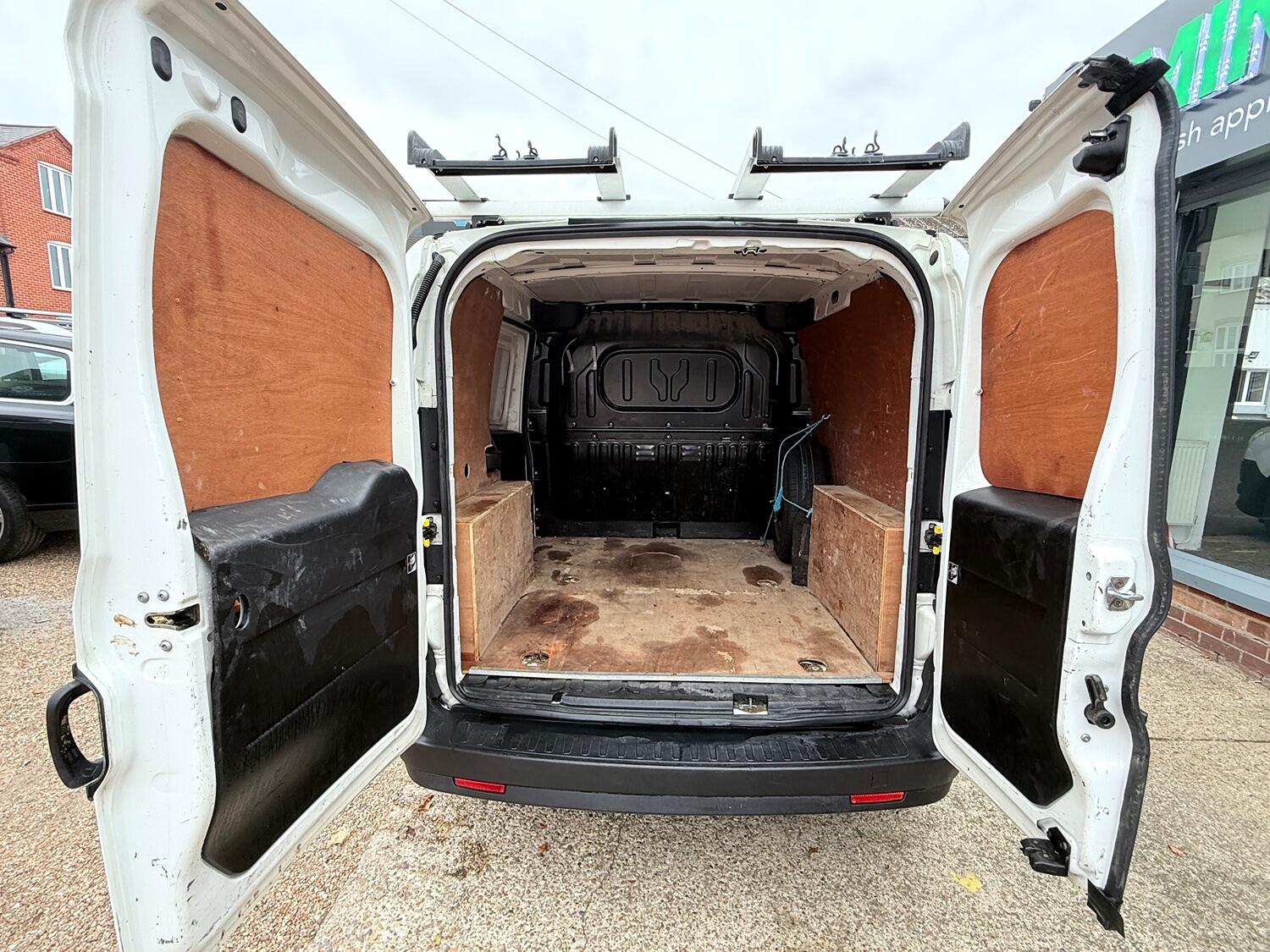 Used Fiat Doblo 2014 for sale - 76312399: Photo 36