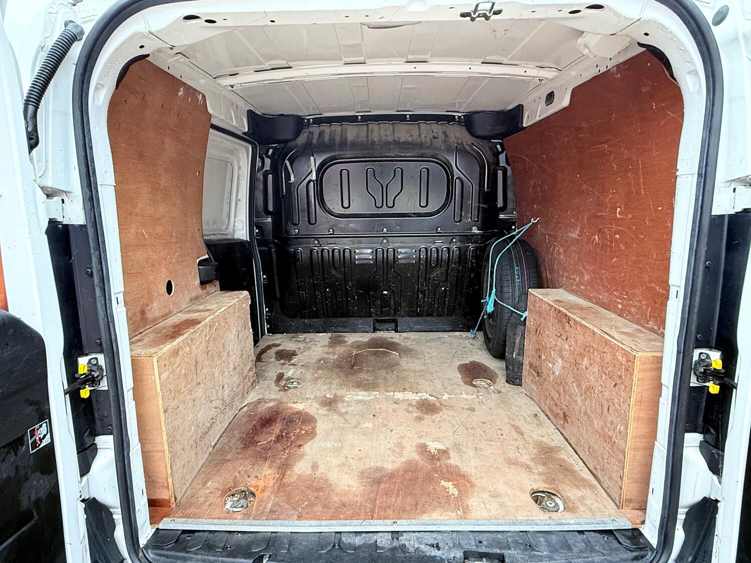 Used Fiat Doblo 2014 for sale - 76312399: Photo 37