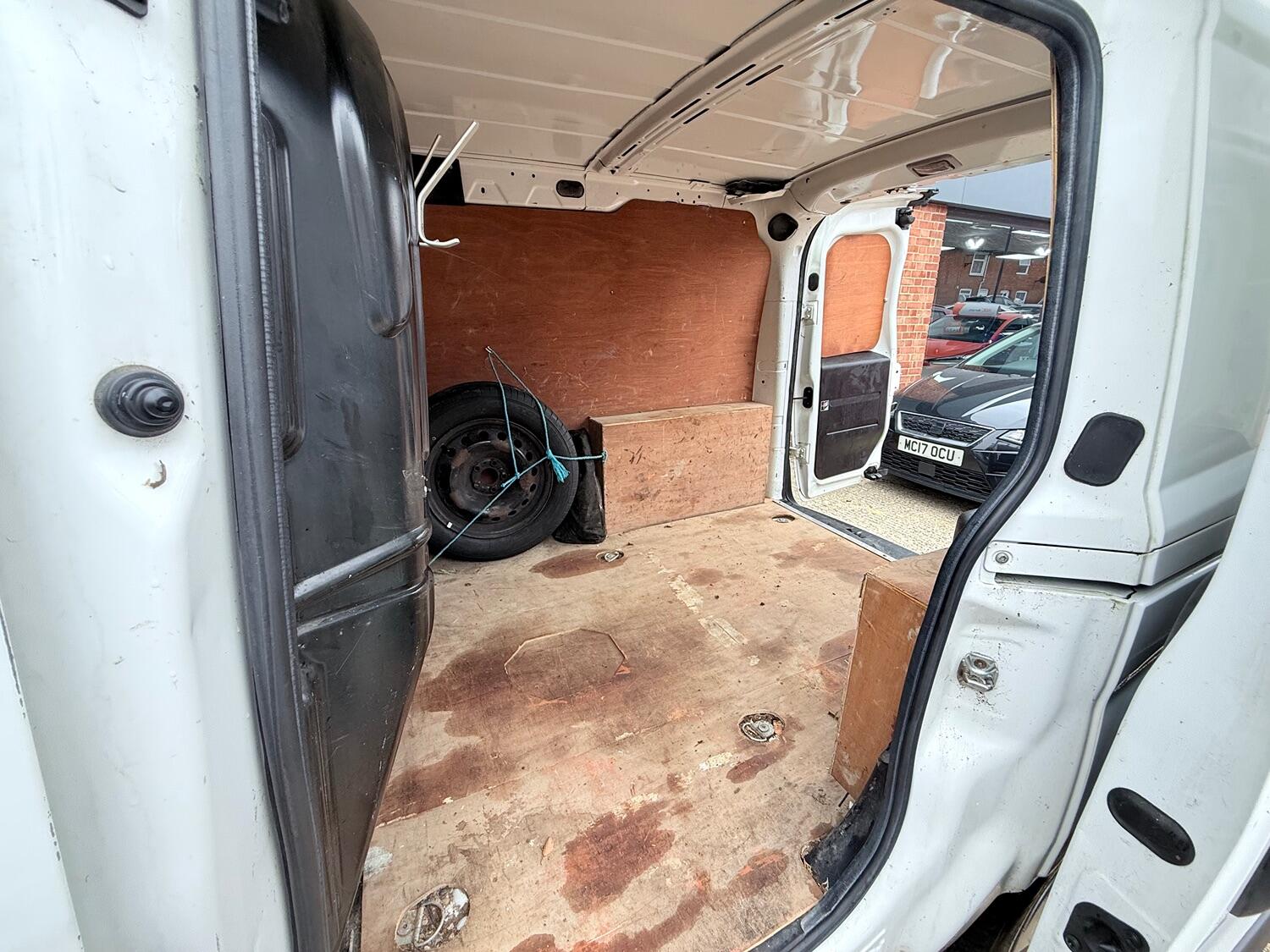 Used Fiat Doblo 2014 for sale - 76312399: Photo 39