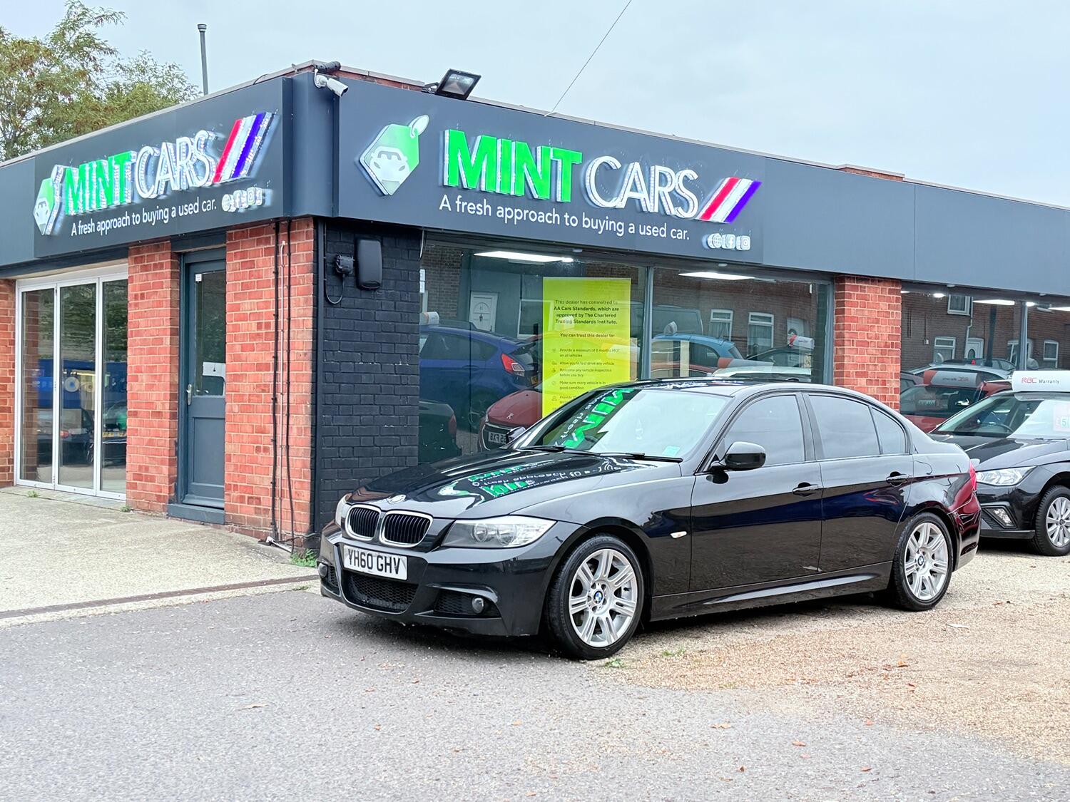 Used BMW 3 Series 2010 for sale - 76242891: Photo 2