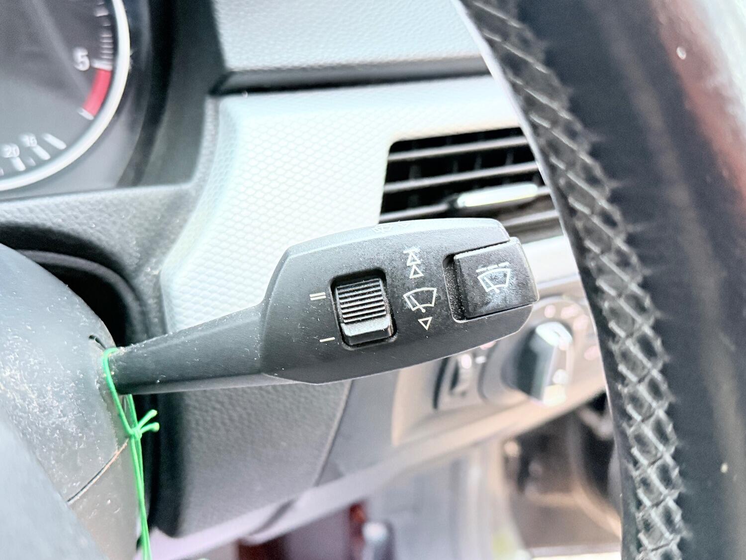 Used BMW 3 Series 2010 for sale - 76242891: Photo 25