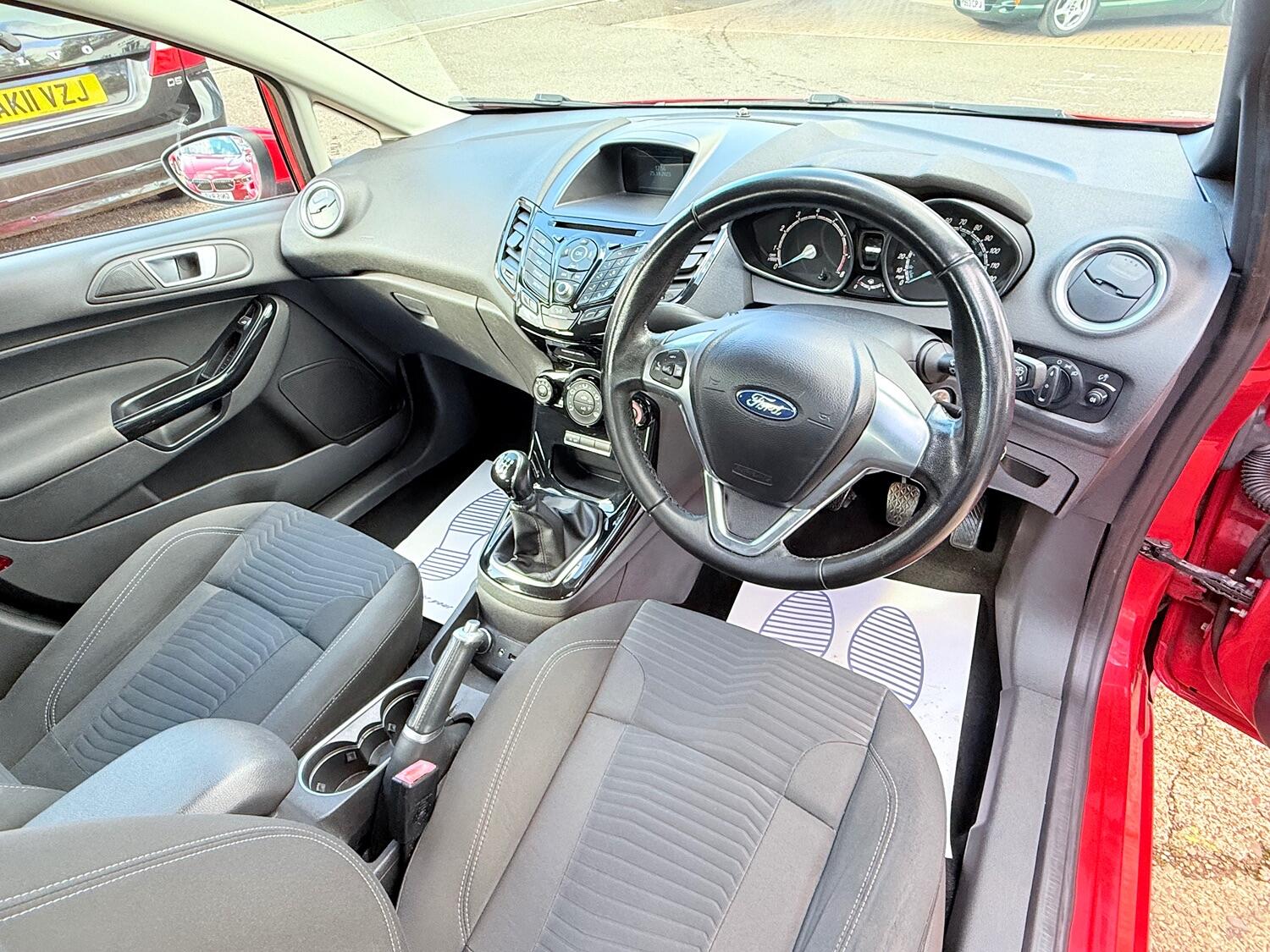 Used Ford Fiesta 2015 for sale - 76376911: Photo 25