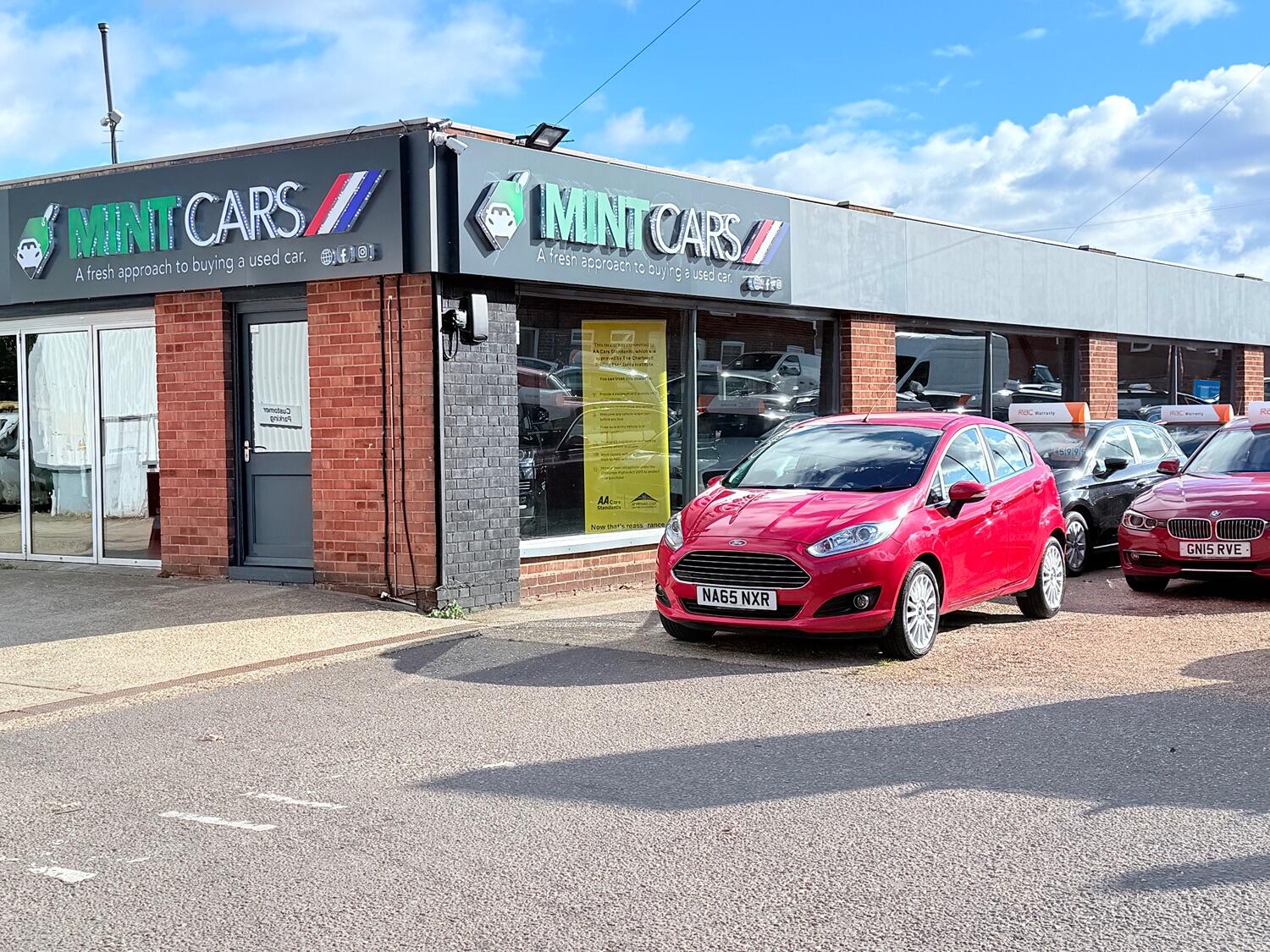 Used Ford Fiesta 2015 for sale - 76376911: Photo 3
