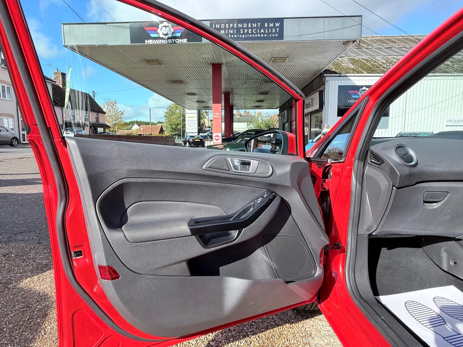 Used Ford Fiesta 2015 for sale - 76376911: Photo 48