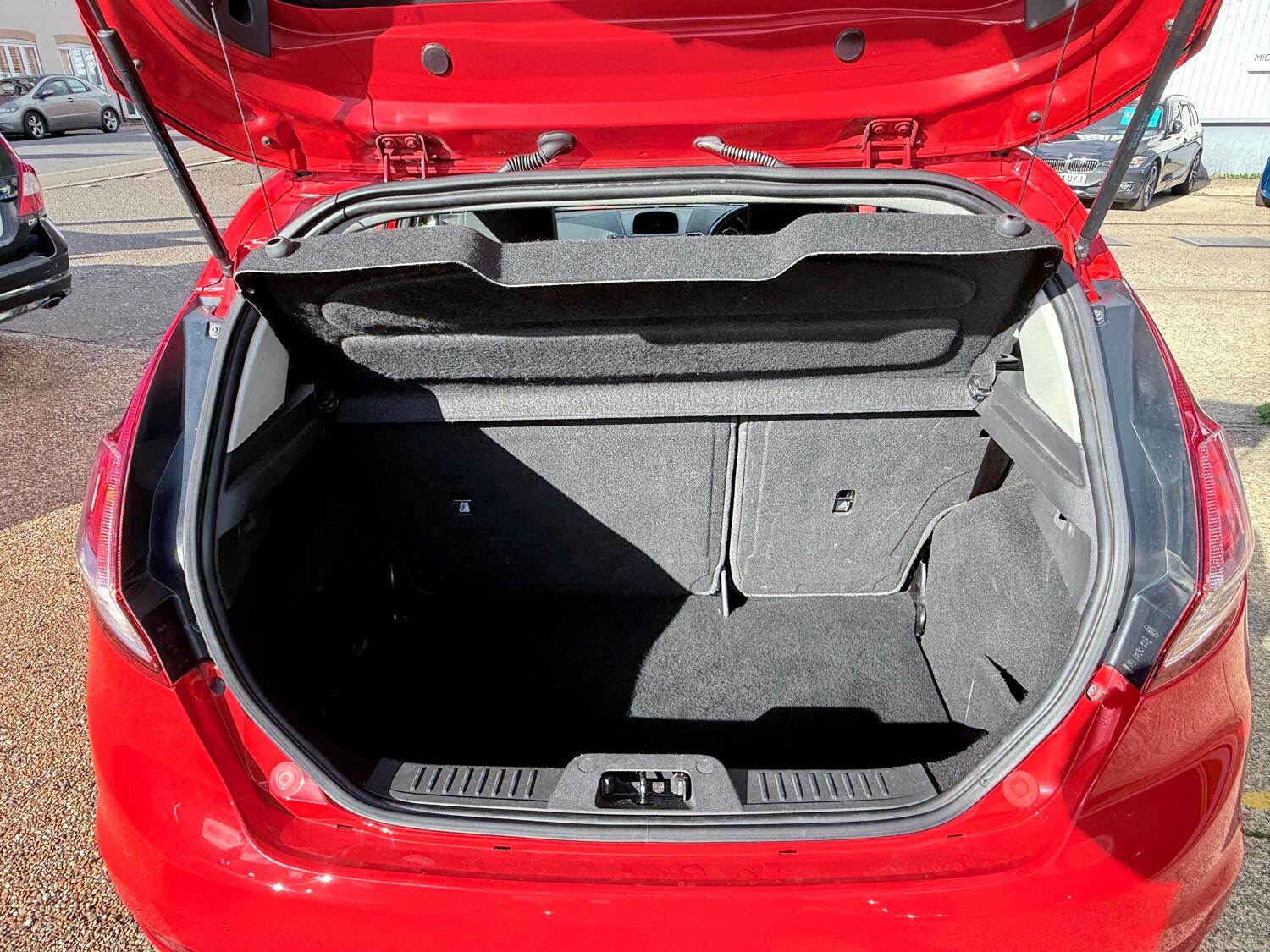 Used Ford Fiesta 2015 for sale - 76376911: Photo 49