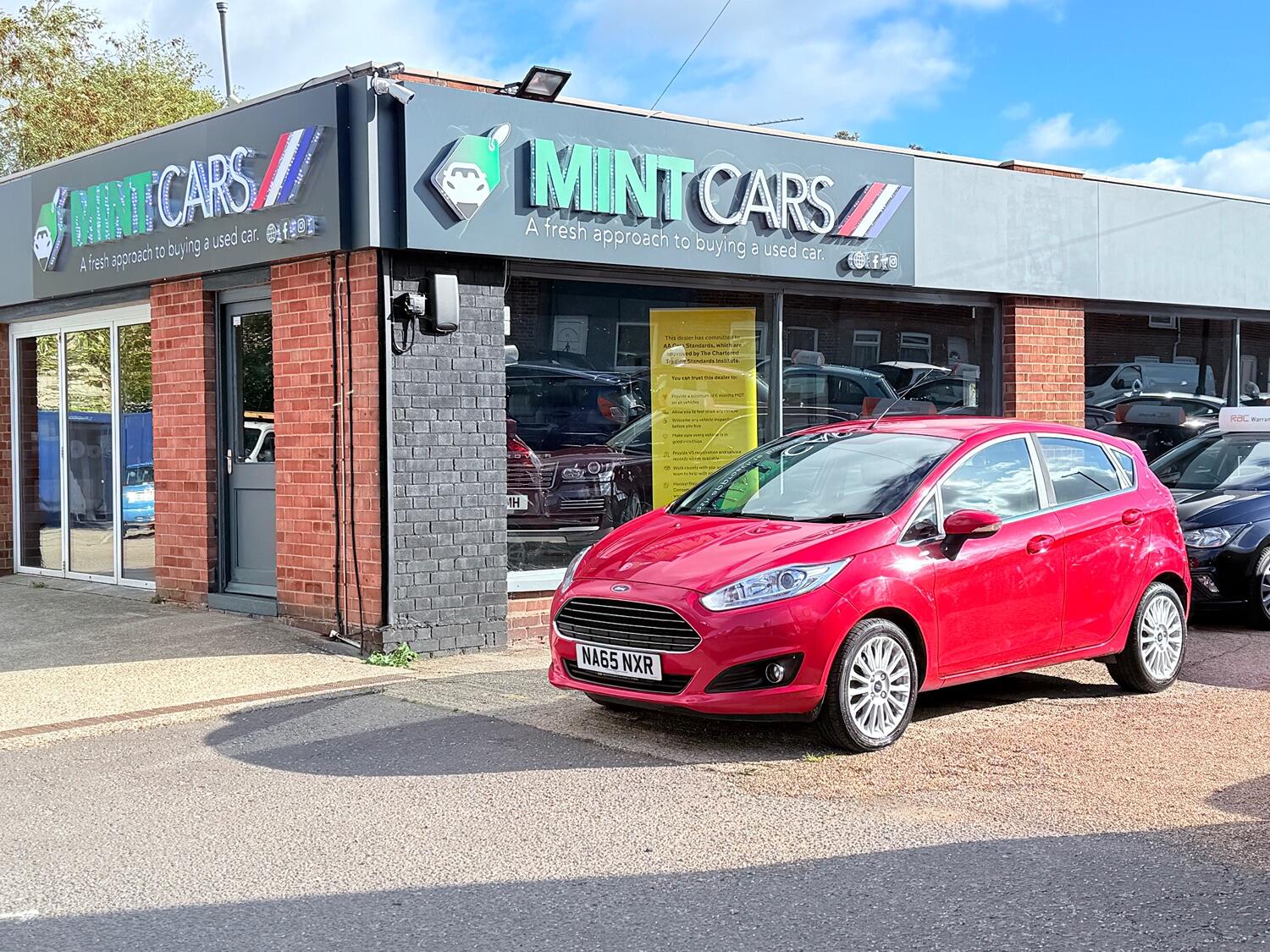 Used Ford Fiesta 2015 for sale - 77749846: Photo 2