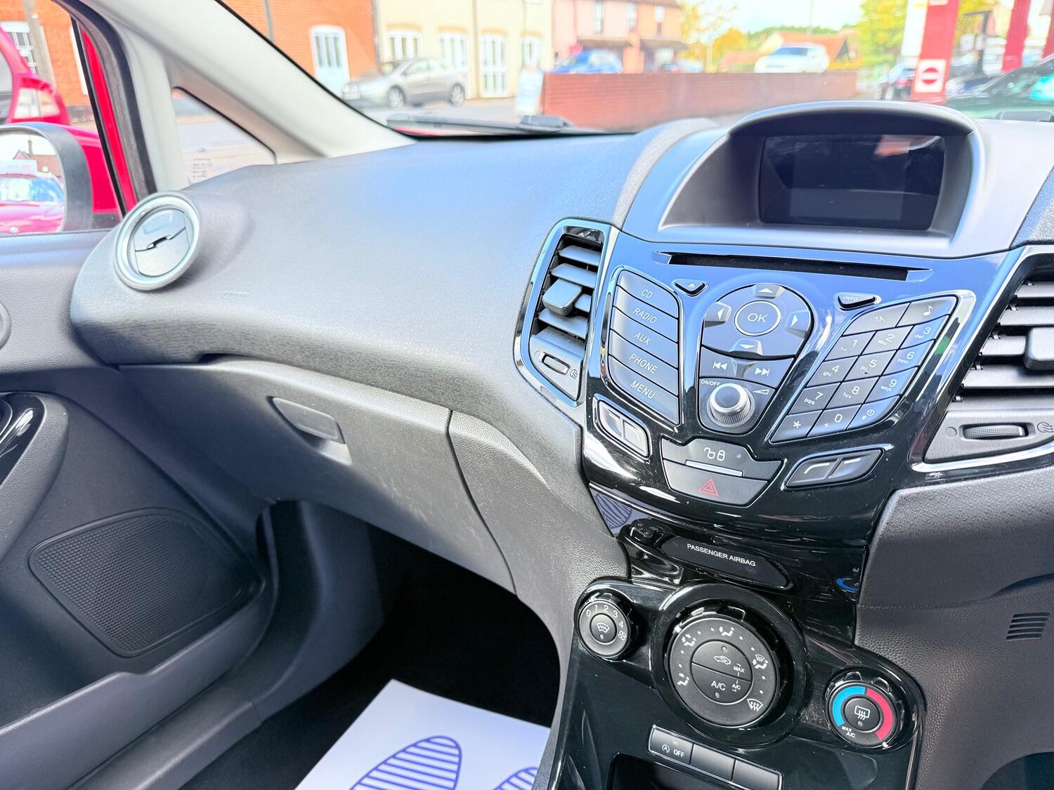 Used Ford Fiesta 2015 for sale - 77749846: Photo 26