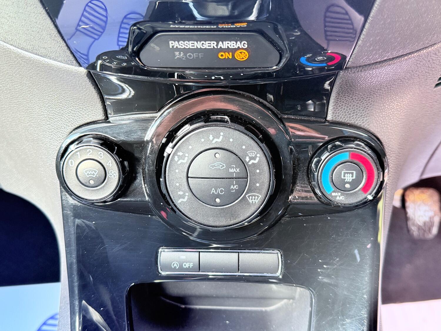 Used Ford Fiesta 2015 for sale - 77749846: Photo 28