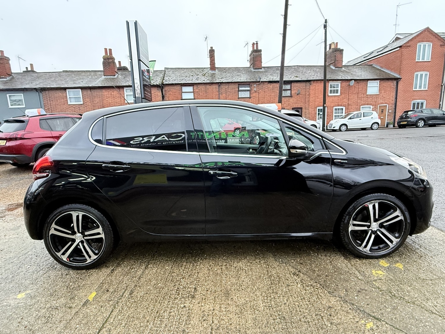 Used Peugeot 208 2019 for sale - 77482299: Photo 17