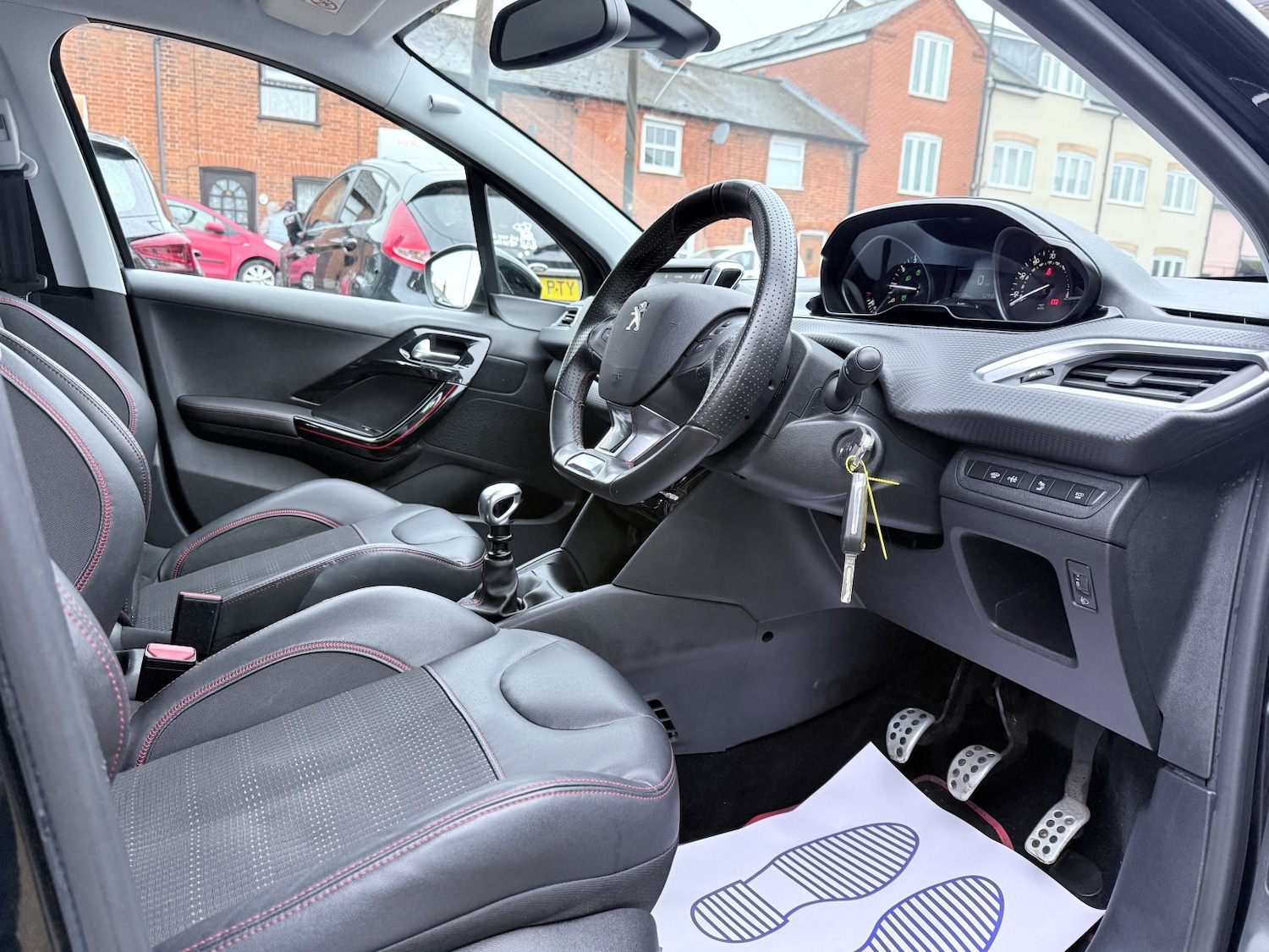 Used Peugeot 208 2019 for sale - 77482299: Photo 33