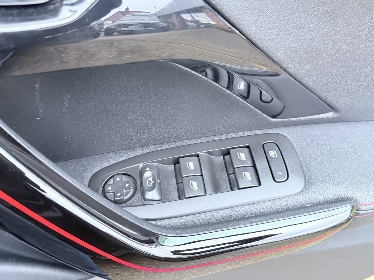 Used Peugeot 208 2019 for sale - 77482299: Photo 52