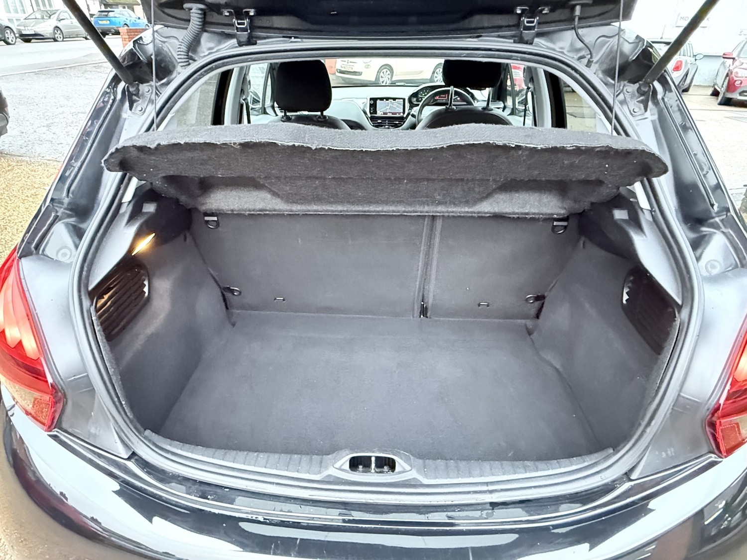 Used Peugeot 208 2019 for sale - 77482299: Photo 66