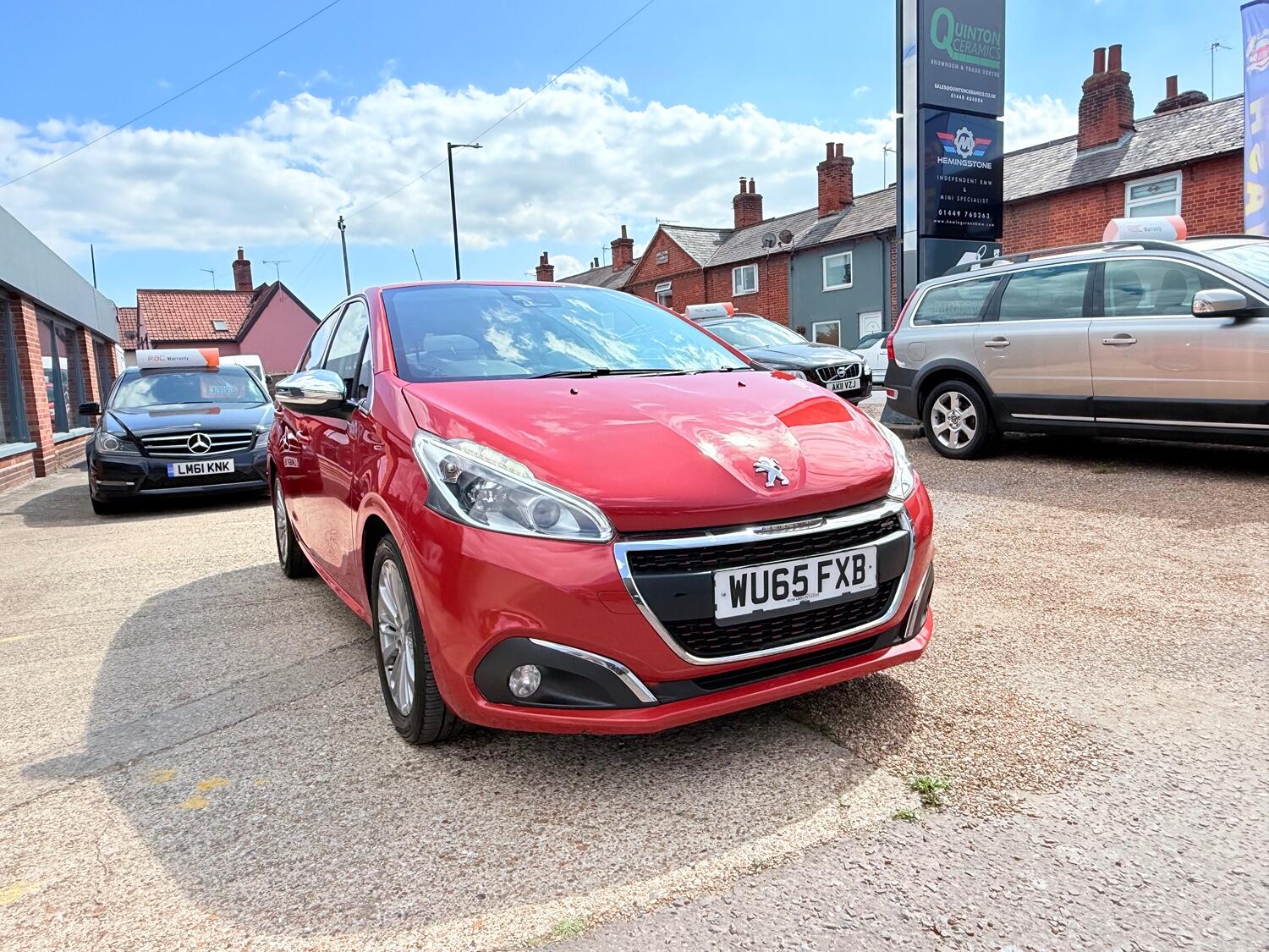 Used Peugeot 208 2015 for sale - 76769386: Photo 14