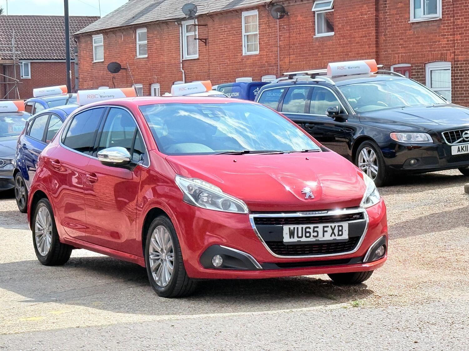 Used Peugeot 208 2015 for sale - 76769386: Photo 15