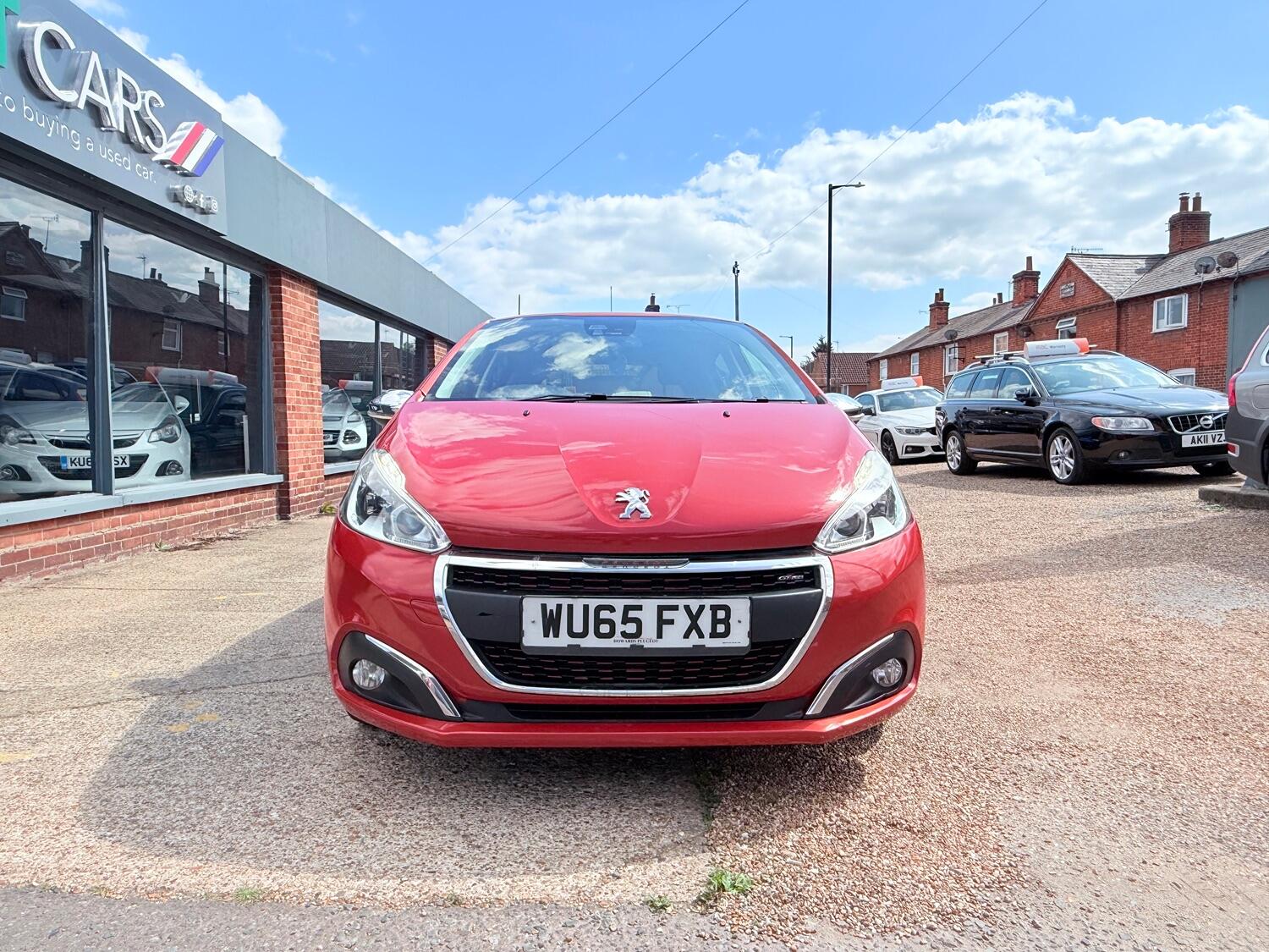 Used Peugeot 208 2015 for sale - 76769386: Photo 16