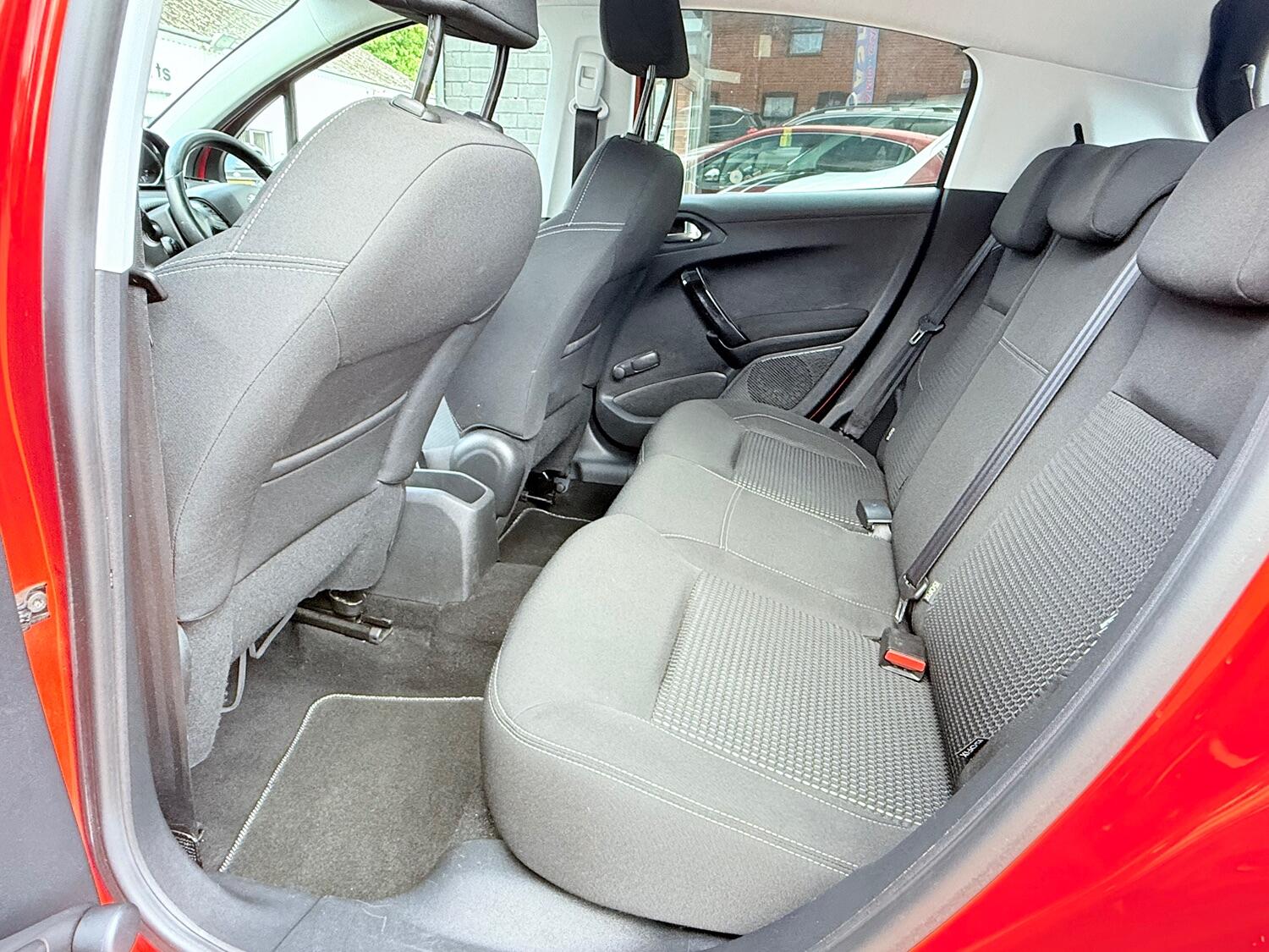 Used Peugeot 208 2015 for sale - 76769386: Photo 54