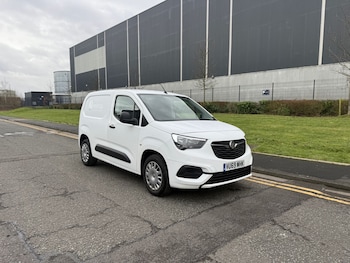 Used Vauxhall Combo 2019 for sale - 77303900: Photo