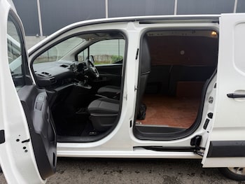 Used Vauxhall Combo 2019 for sale - 77303900: Photo