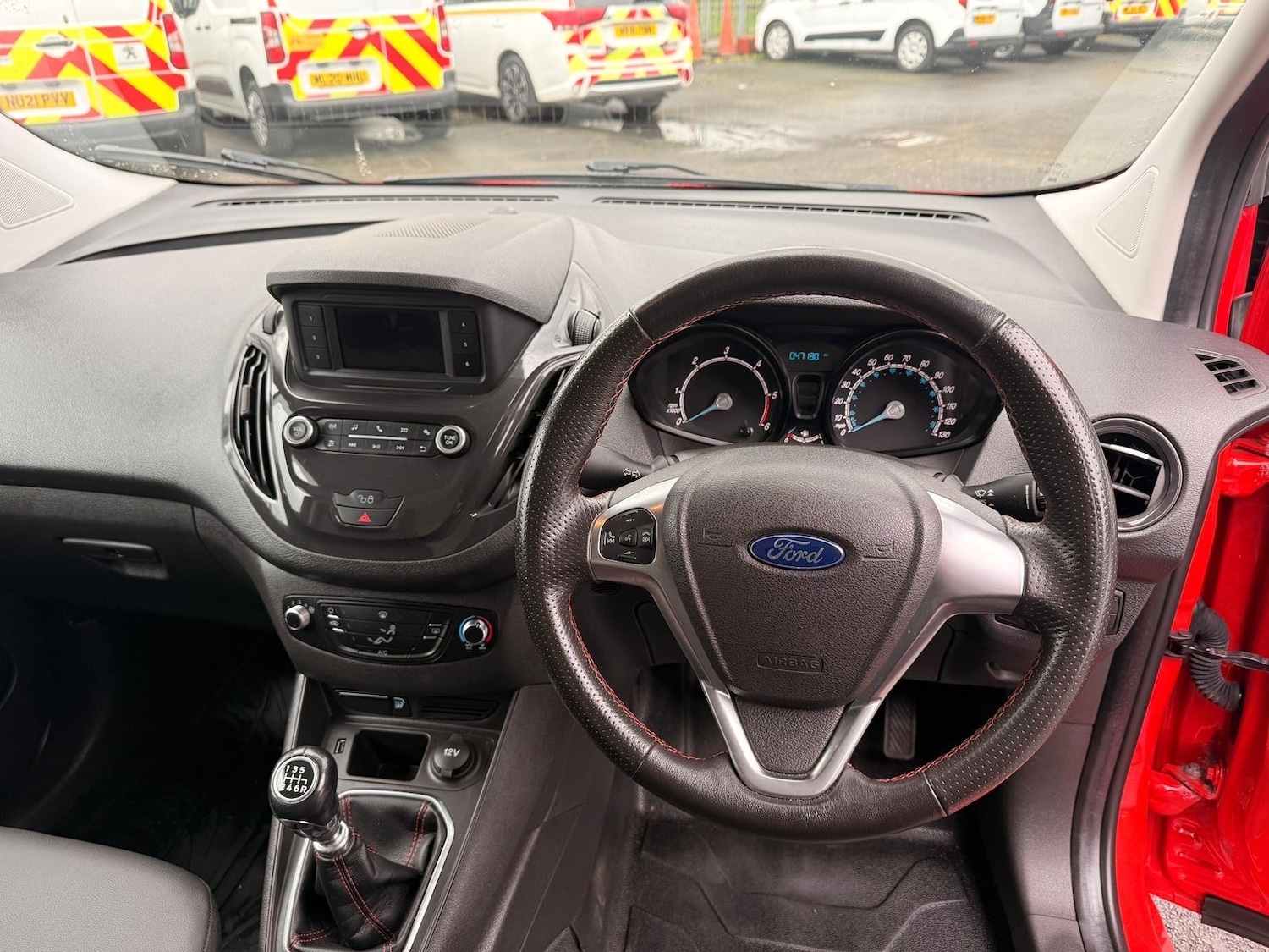 Used Ford Transit Courier 2018 for sale - 77775469: Photo 12