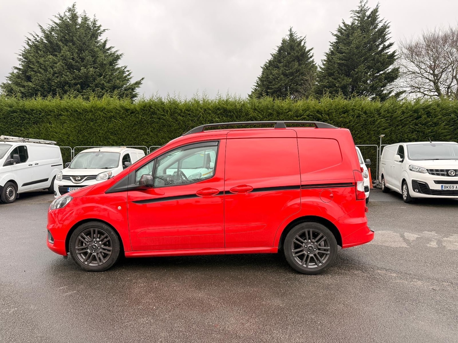 Used Ford Transit Courier 2018 for sale - 77775469: Photo 3