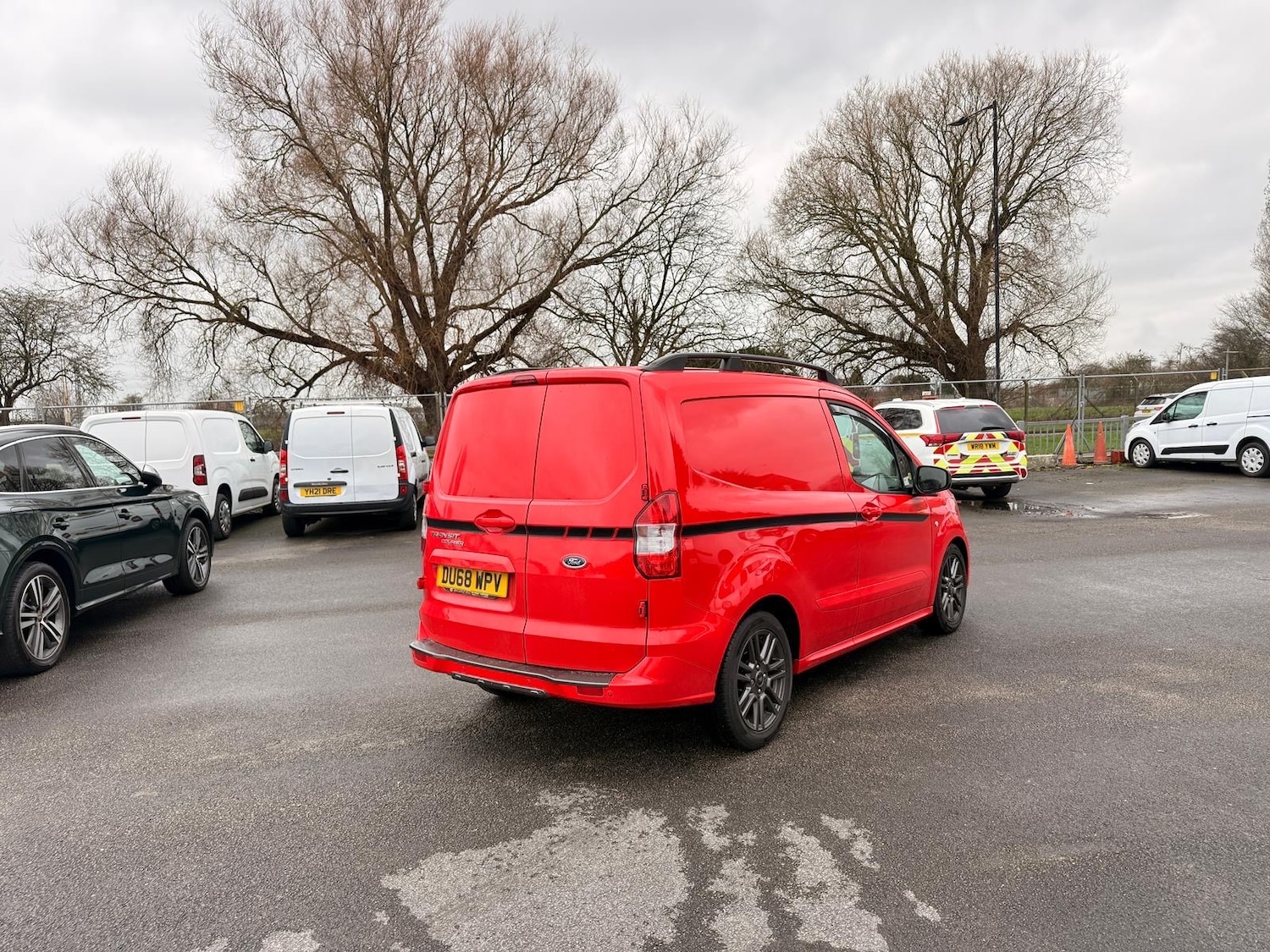Used Ford Transit Courier 2018 for sale - 77775469: Photo 9
