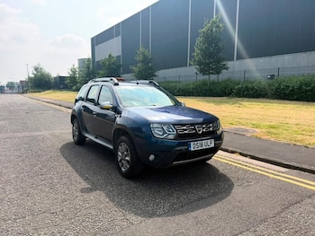 Used Dacia Duster 2018 for sale - 79240455: Photo