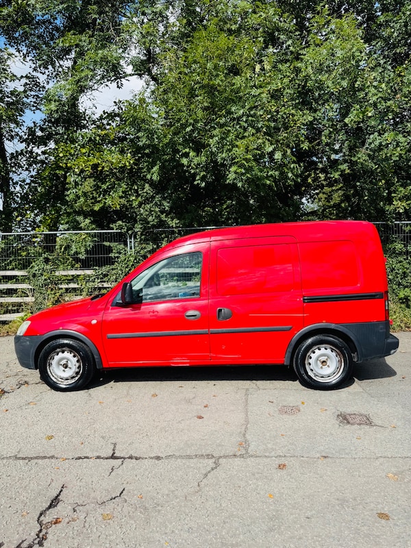 Used Vauxhall Combo 2011 for sale - 76221909: Photo 2