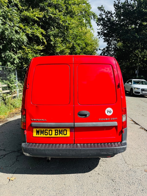 Used Vauxhall Combo 2011 for sale - 76221909: Photo 8