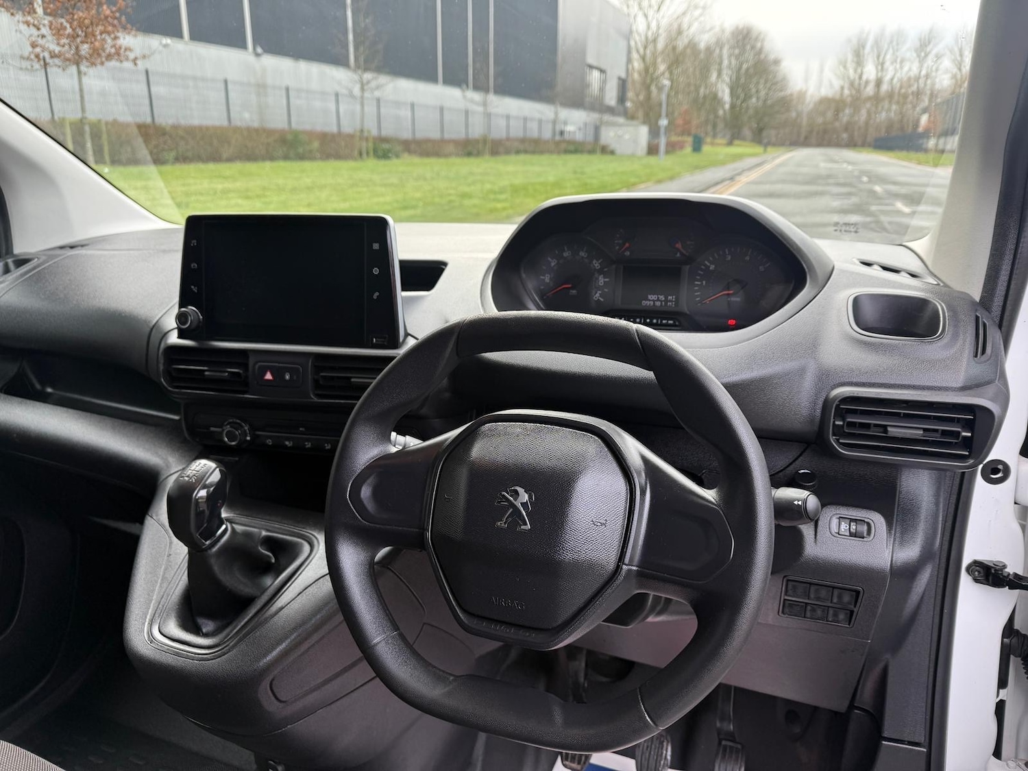 Used Peugeot Partner 2020 for sale - 77370452: Photo 10