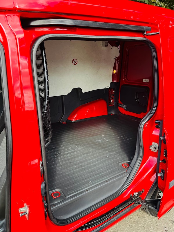 Used Vauxhall Combo 2011 for sale - 76222009: Photo 4