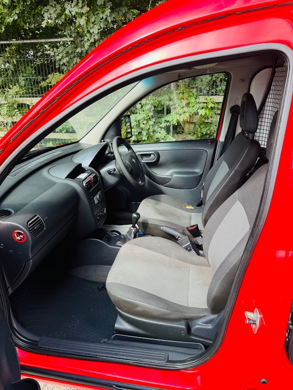 Used Vauxhall Combo 2011 for sale - 76222009: Photo 6
