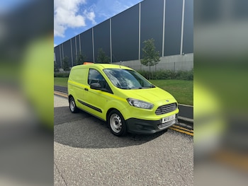 Used Ford Transit Courier 2018 for sale - 75976970: Photo