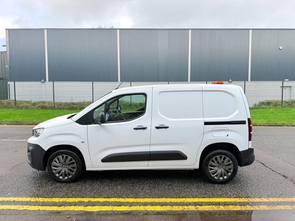 Used Peugeot Partner 2020 for sale - 76366351: Photo 3