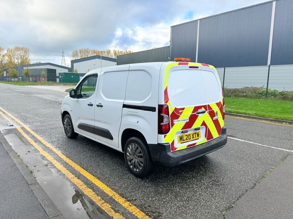 Used Peugeot Partner 2020 for sale - 76366351: Photo 8