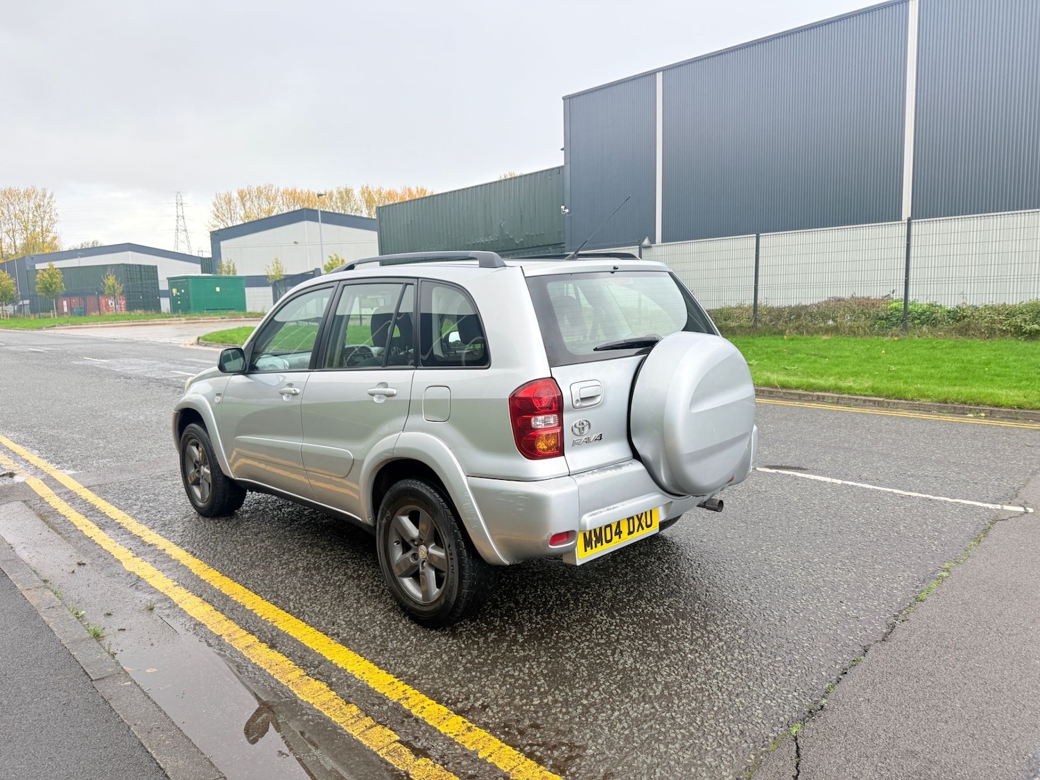 Used Toyota RAV4 2004 for sale - 76365020: Photo 8