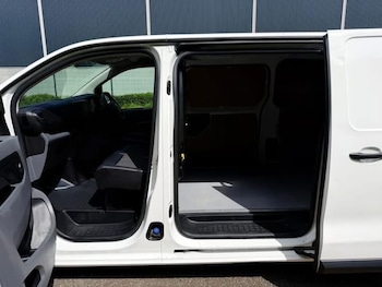 Used Citroen Dispatch 2017 for sale - 78581902: Photo