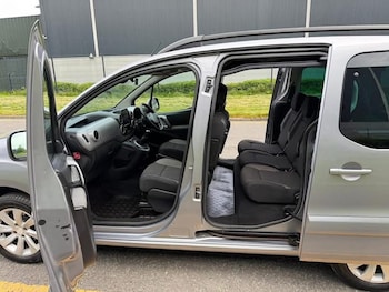 Used Peugeot Partner Tepee 2015 for sale - 78522126: Photo
