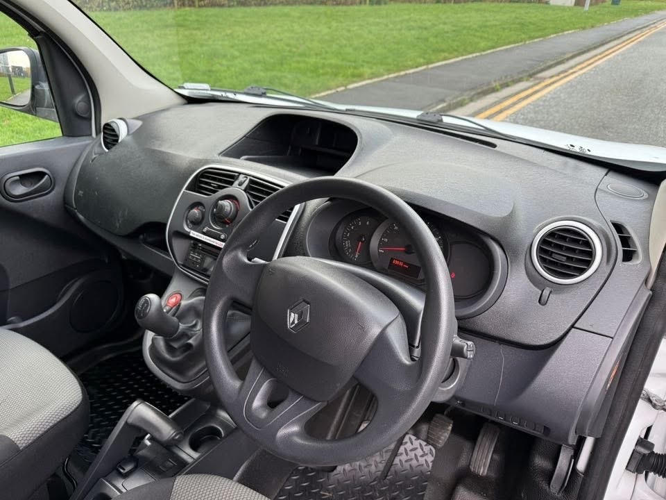 Used Renault Kangoo 2017 for sale - 76830795: Photo 12