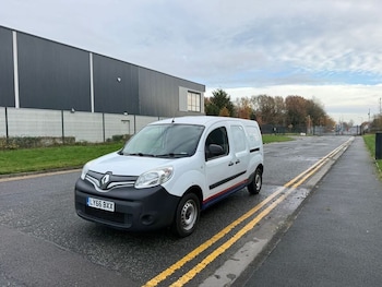 Used Renault Kangoo 2017 for sale - 76830795: Photo