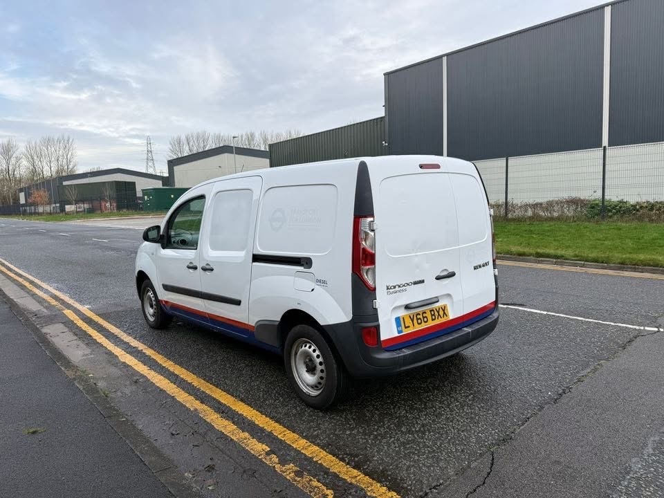 Used Renault Kangoo 2017 for sale - 76830795: Photo 6