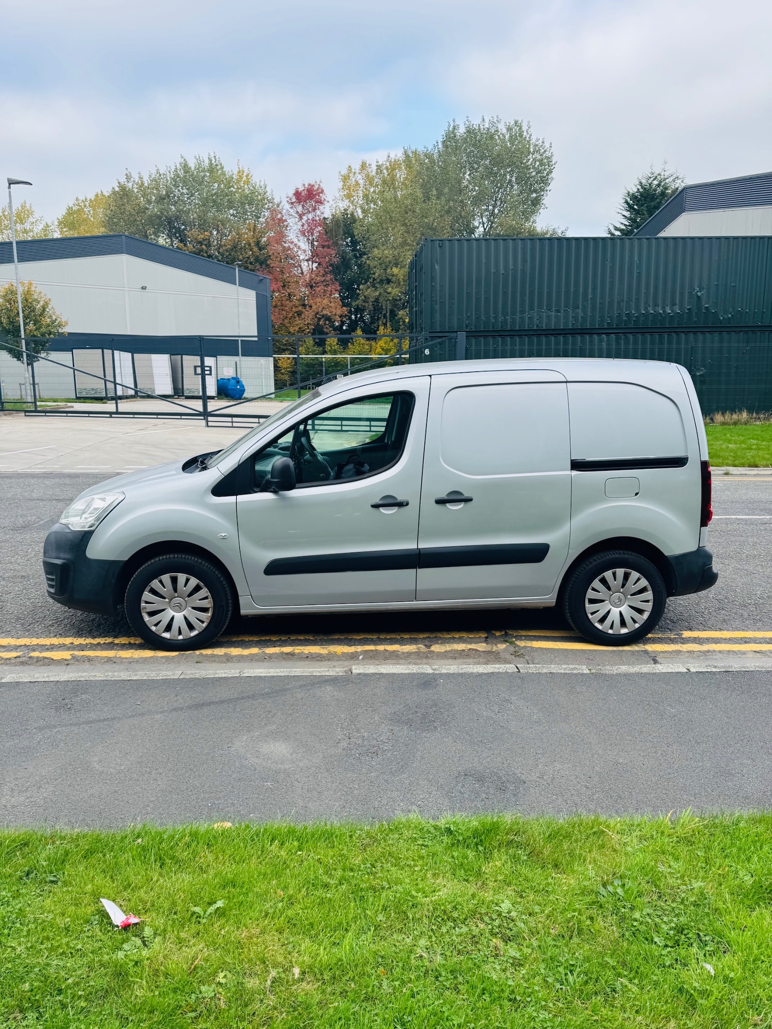 Used Citroen Berlingo 2017 for sale - 75640955: Photo 3