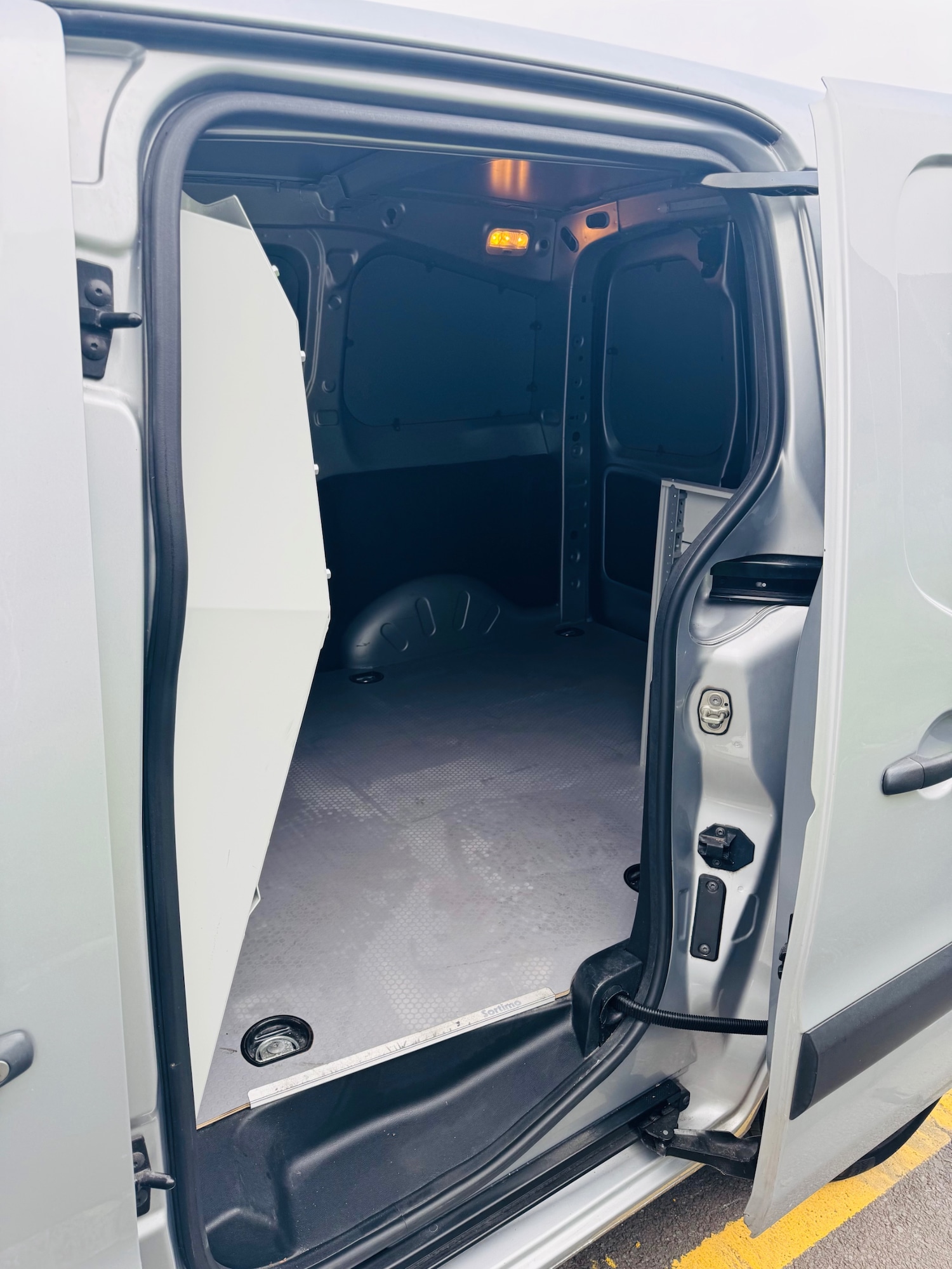 Used Citroen Berlingo 2017 for sale - 75640955: Photo 5
