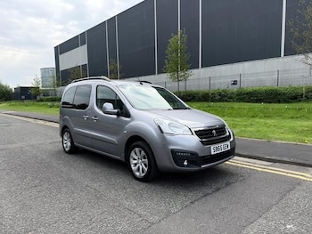 Used Peugeot Partner Tepee 2015 for sale - 79349645: Photo