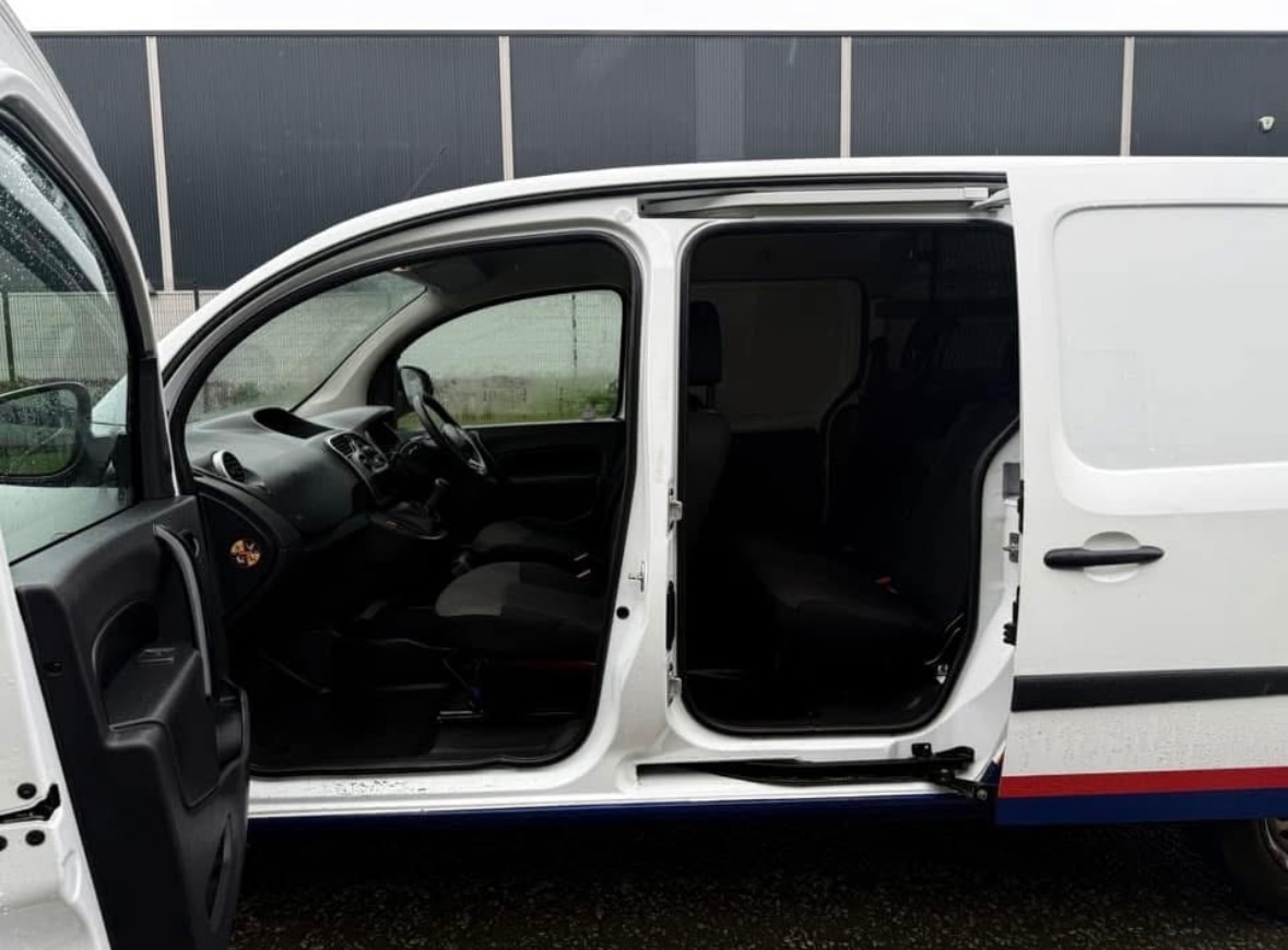 Used Renault Kangoo 2017 for sale - 76650806: Photo 4