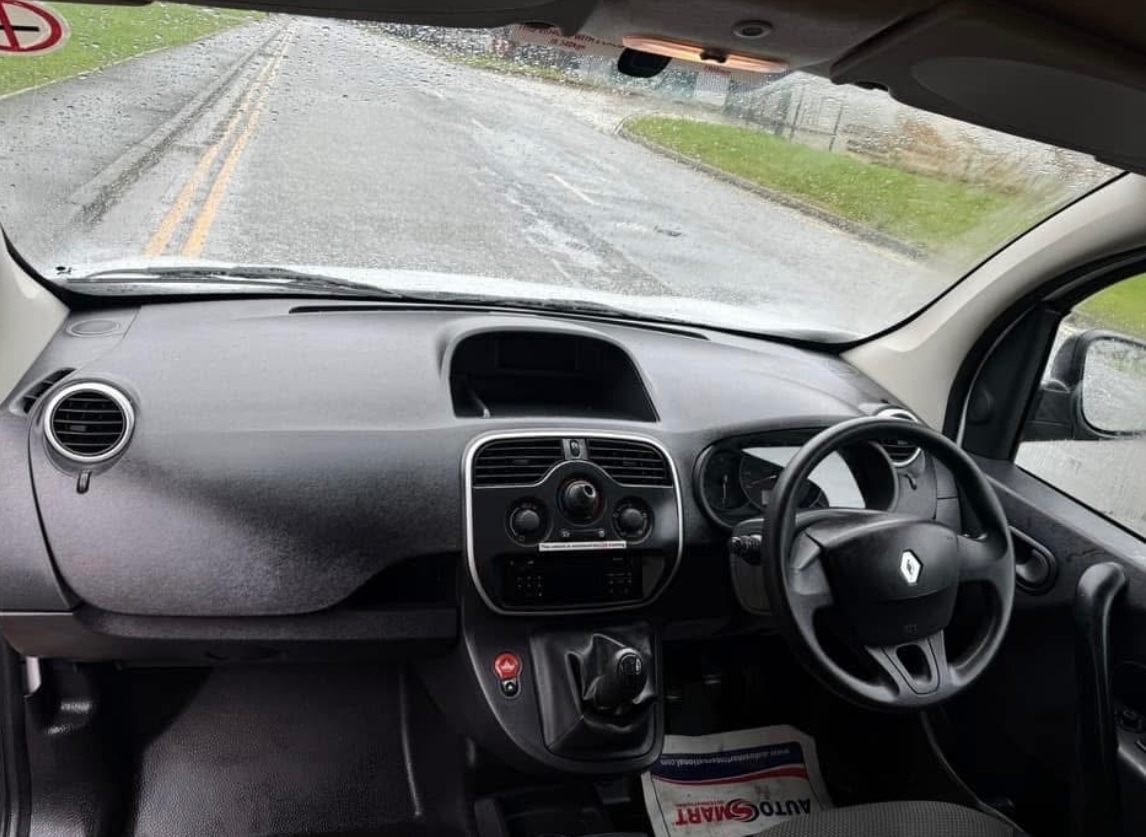 Used Renault Kangoo 2017 for sale - 76650806: Photo 6