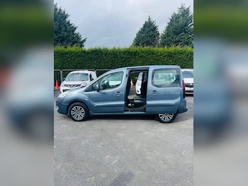 Used Peugeot Partner Tepee 2012 for sale - 77906384: Photo