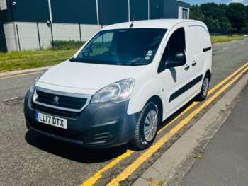 Used Peugeot Partner 2017 for sale - 74996102: Photo