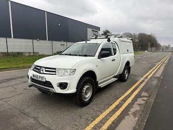 Used Mitsubishi L200 2016 for sale - 78198180: Photo