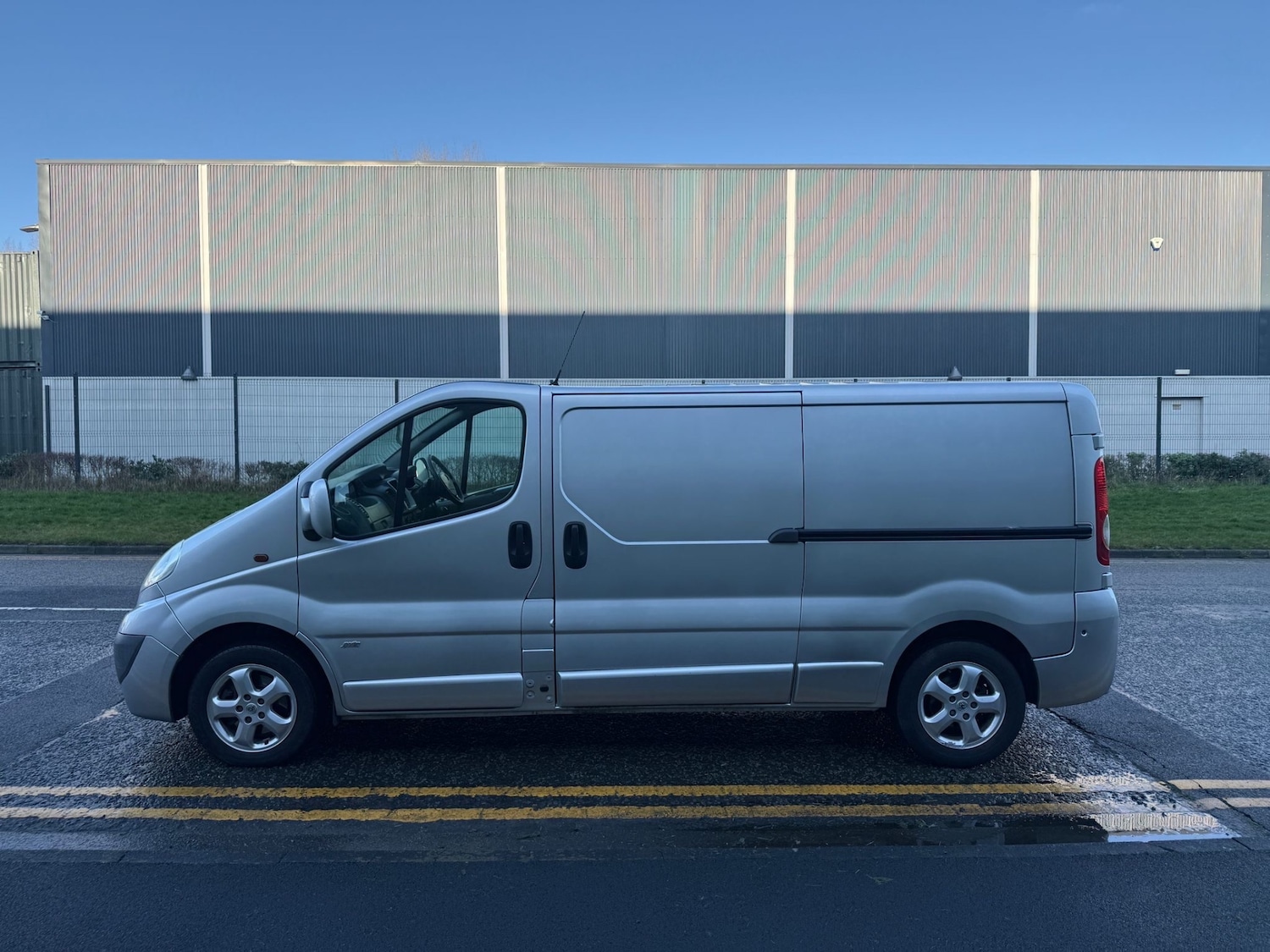 Used Vauxhall Vivaro 2013 for sale - 77226099: Photo 3