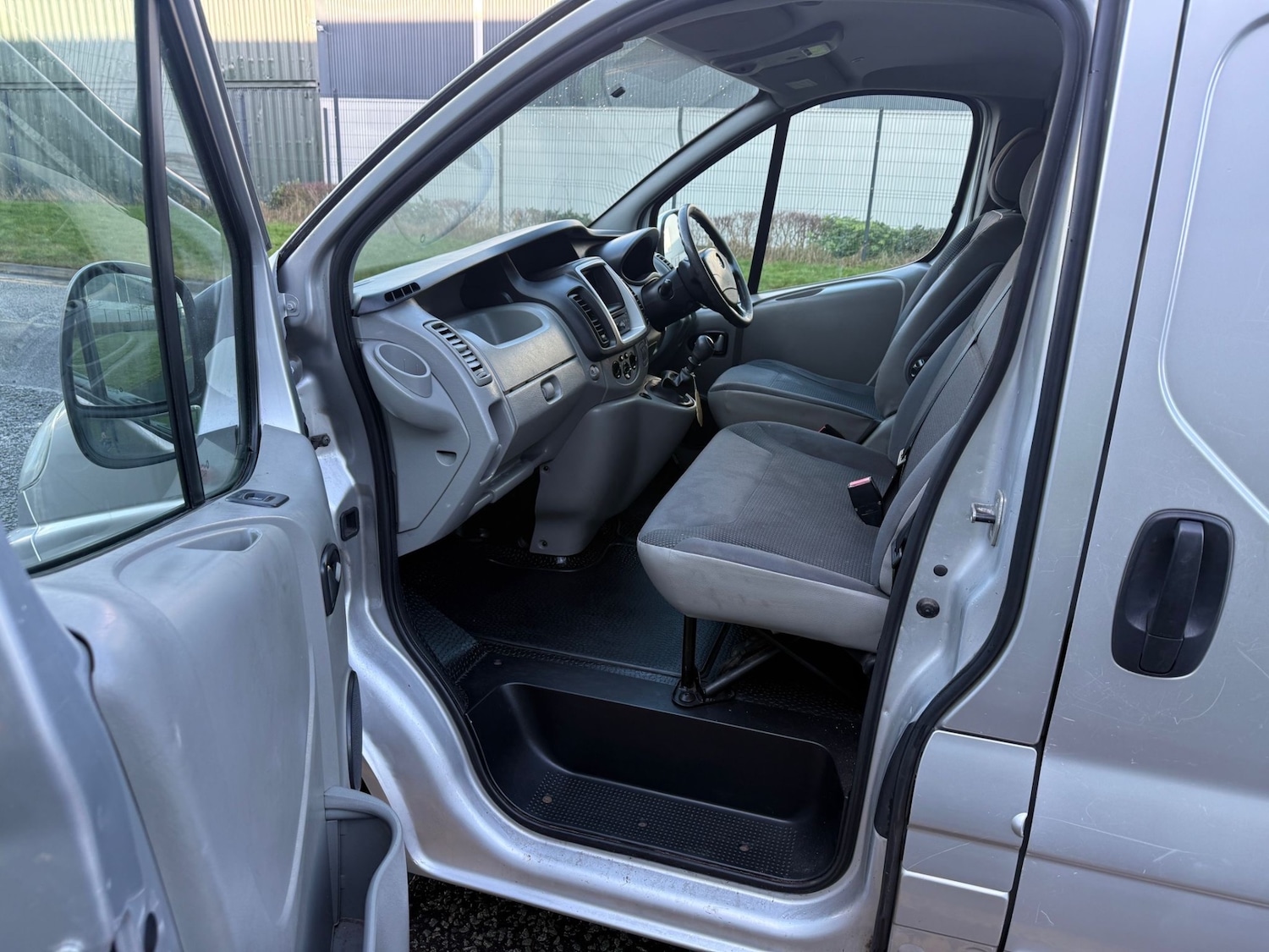 Used Vauxhall Vivaro 2013 for sale - 77226099: Photo 4